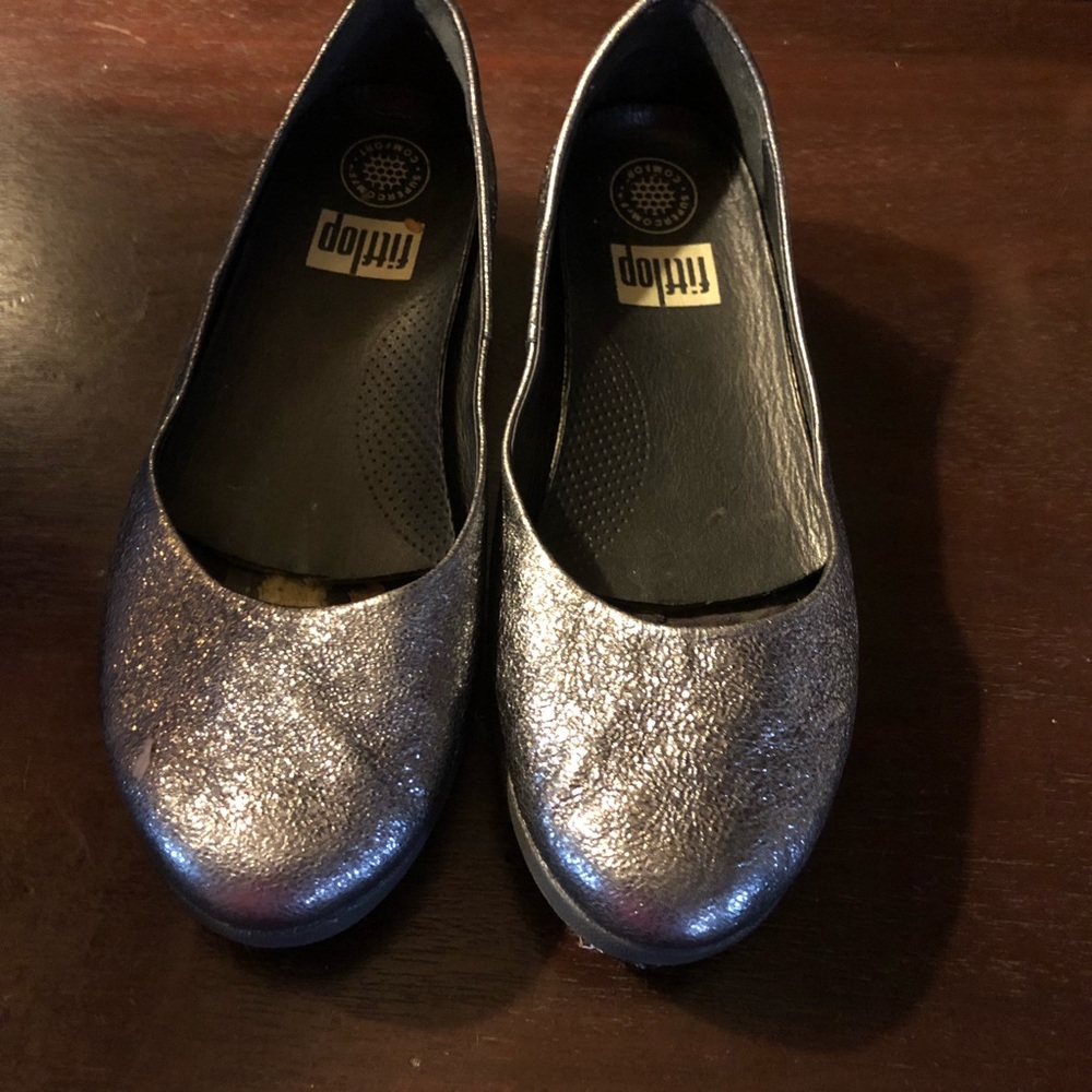 Fitflop shoe size 6.5 silver grey